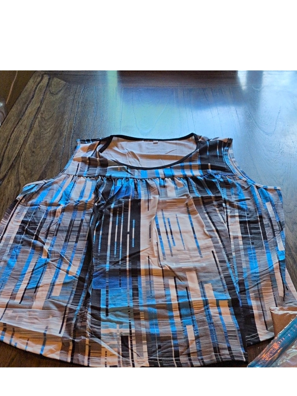 WEESO Women's Geometric Tank Top 2XL Sleeveless Crew Neck Loose Blue Black